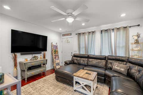 Tiny photo for 1512 NE 37th Street, Ocala, FL 34479 (MLS # OM724499)