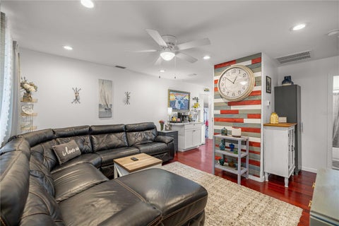 Tiny photo for 1512 NE 37th Street, Ocala, FL 34479 (MLS # OM724499)