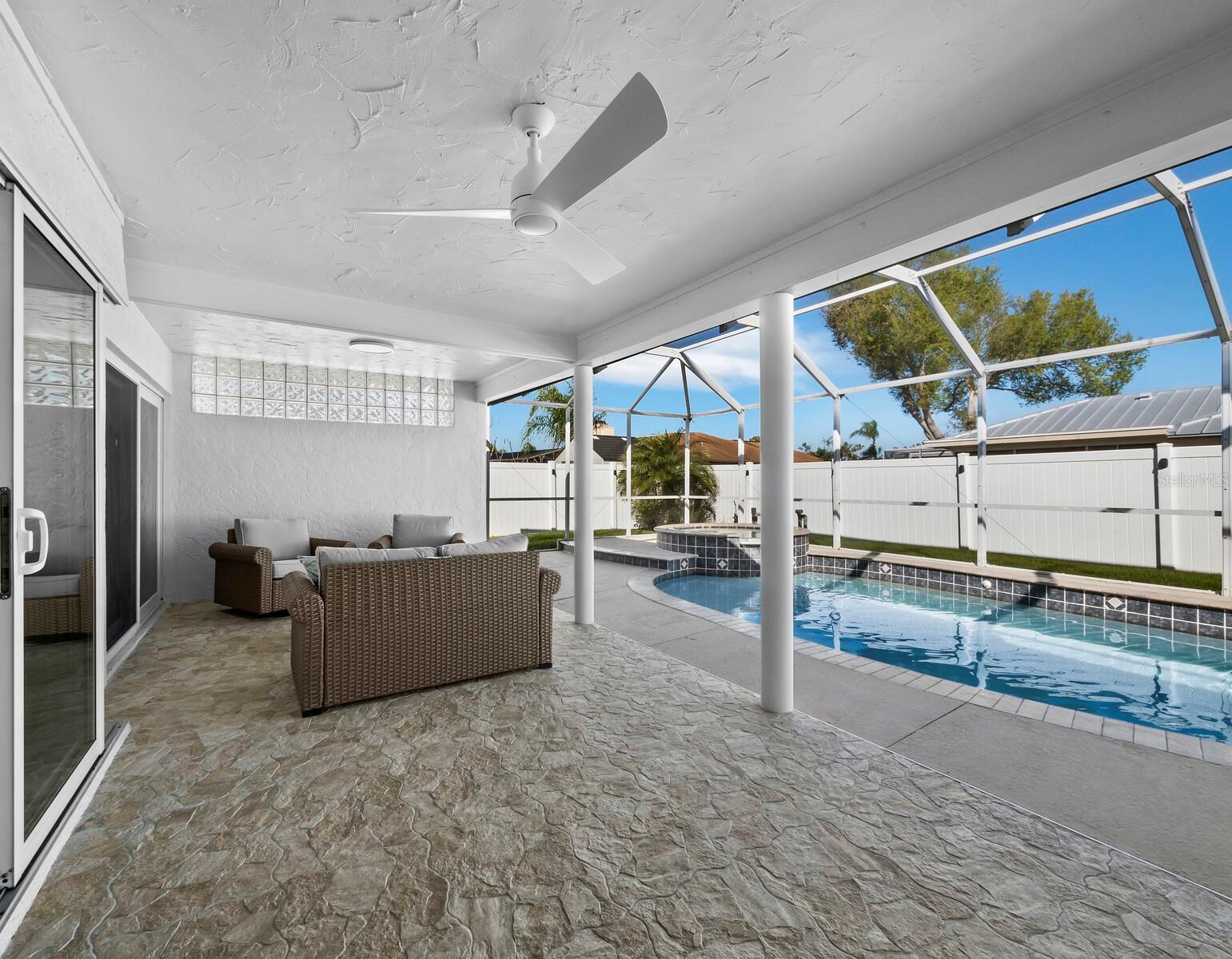 TAMARON - Residential