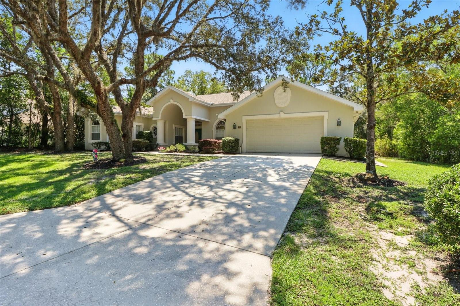 8 SWEETGUM COURT N