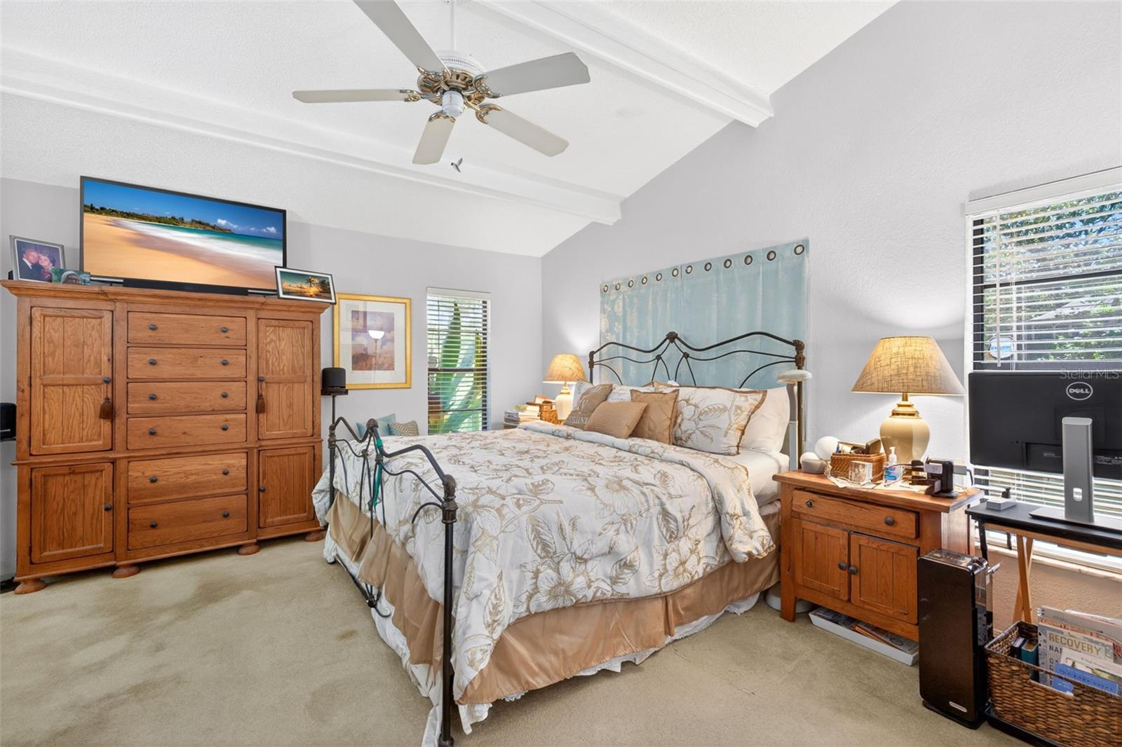 VILLAGE X UNIT 1 OF CARROLLWOO - Residential