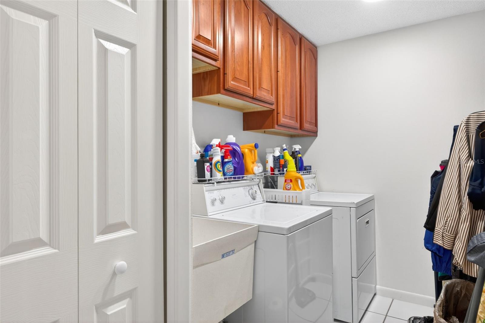 VILLAGE X UNIT 1 OF CARROLLWOO - Residential