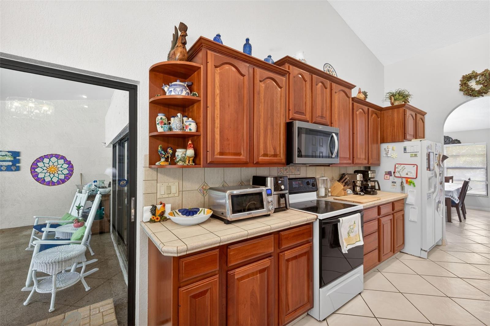 VILLAGE X UNIT 1 OF CARROLLWOO - Residential