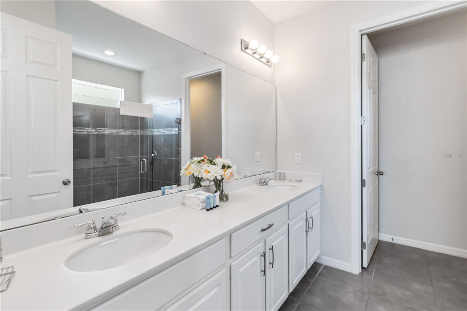 SOLARA RESORT - Residential