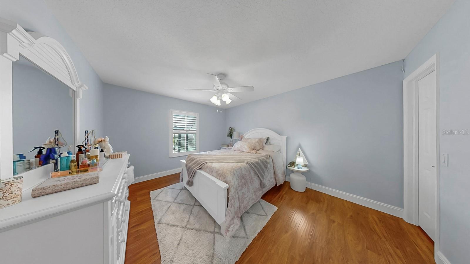 FOX WOOD PH 06 - Residential Lease