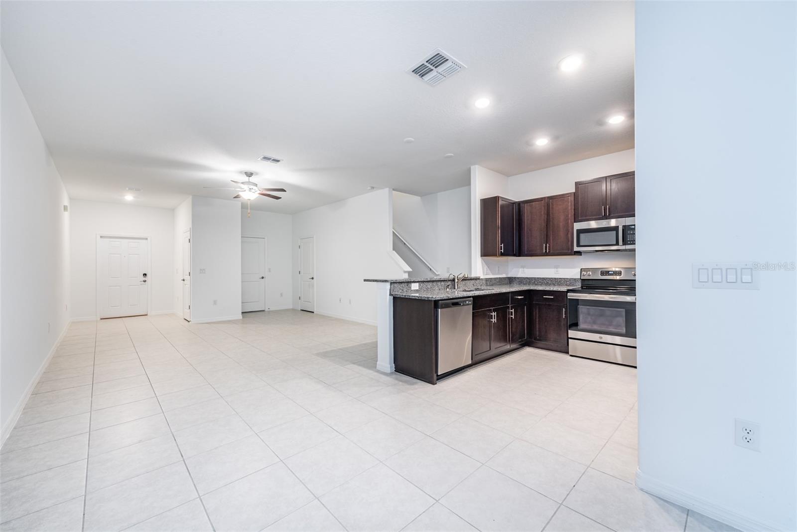 14348 EDITORS NOTE STREET