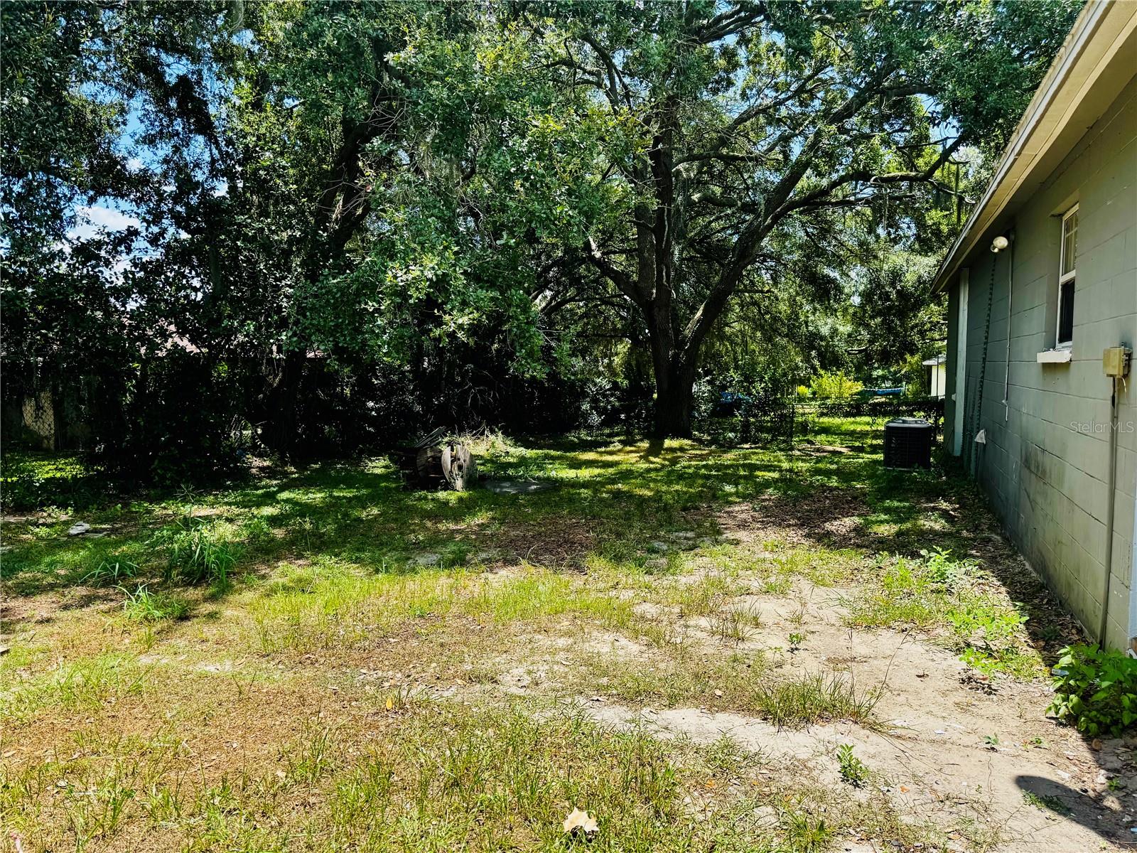 GORDON HEIGHTS PH 01 - Residential Lease