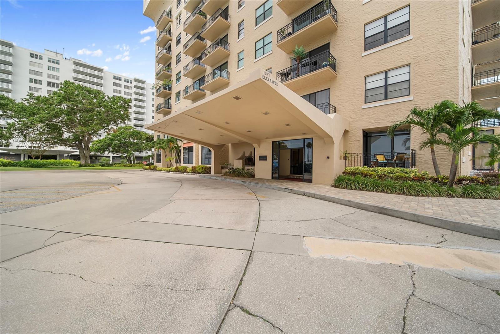 2109 BAYSHORE BOULEVARD 909