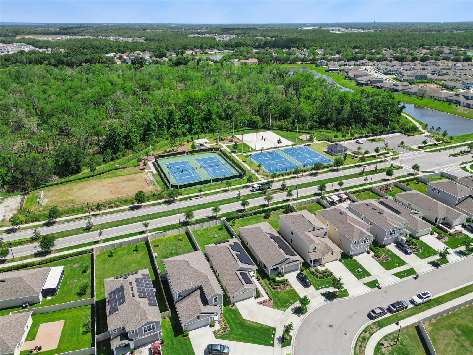 STOREY CREEK 40S - Residential