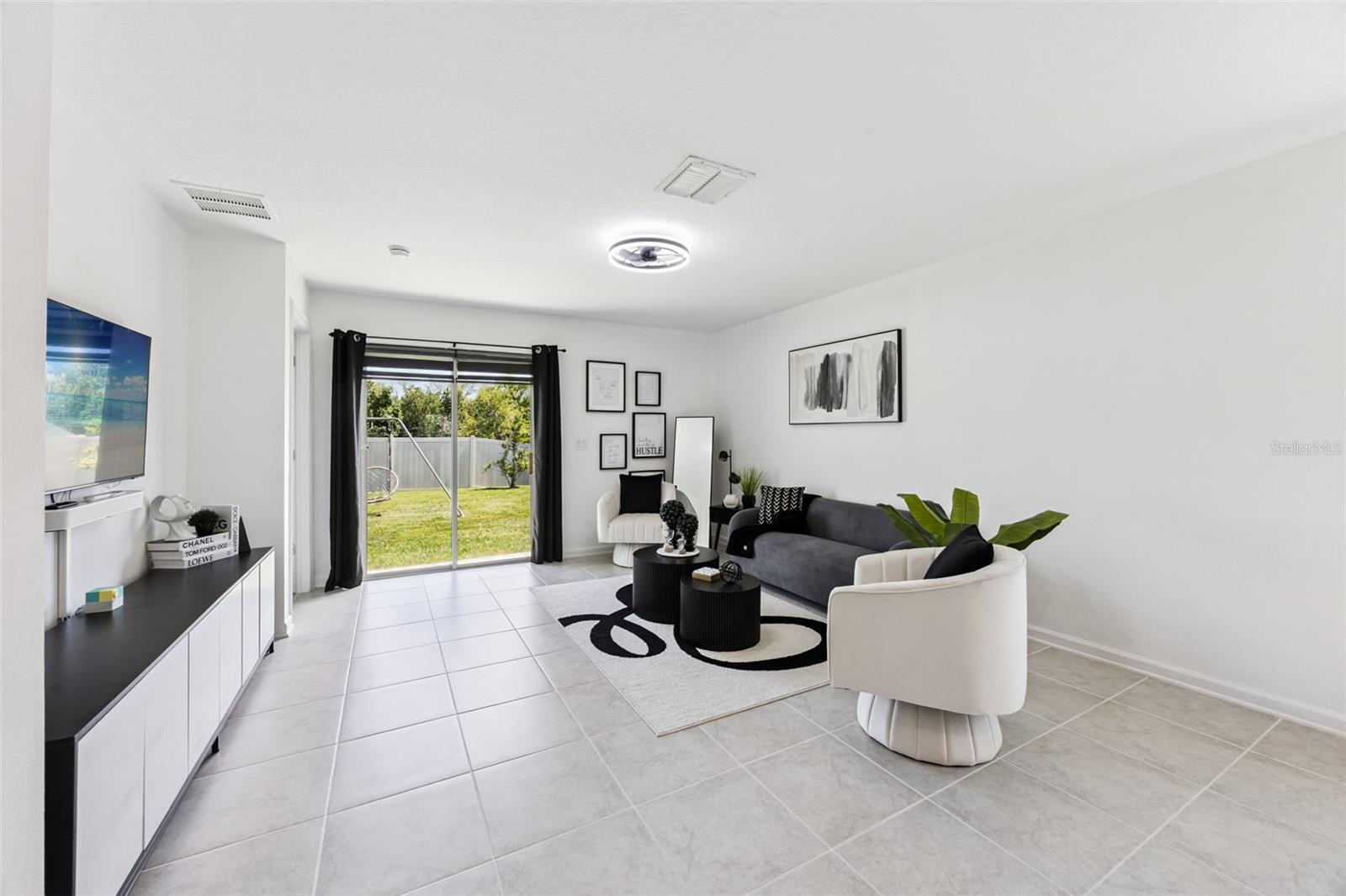 STOREY CREEK 40S - Residential