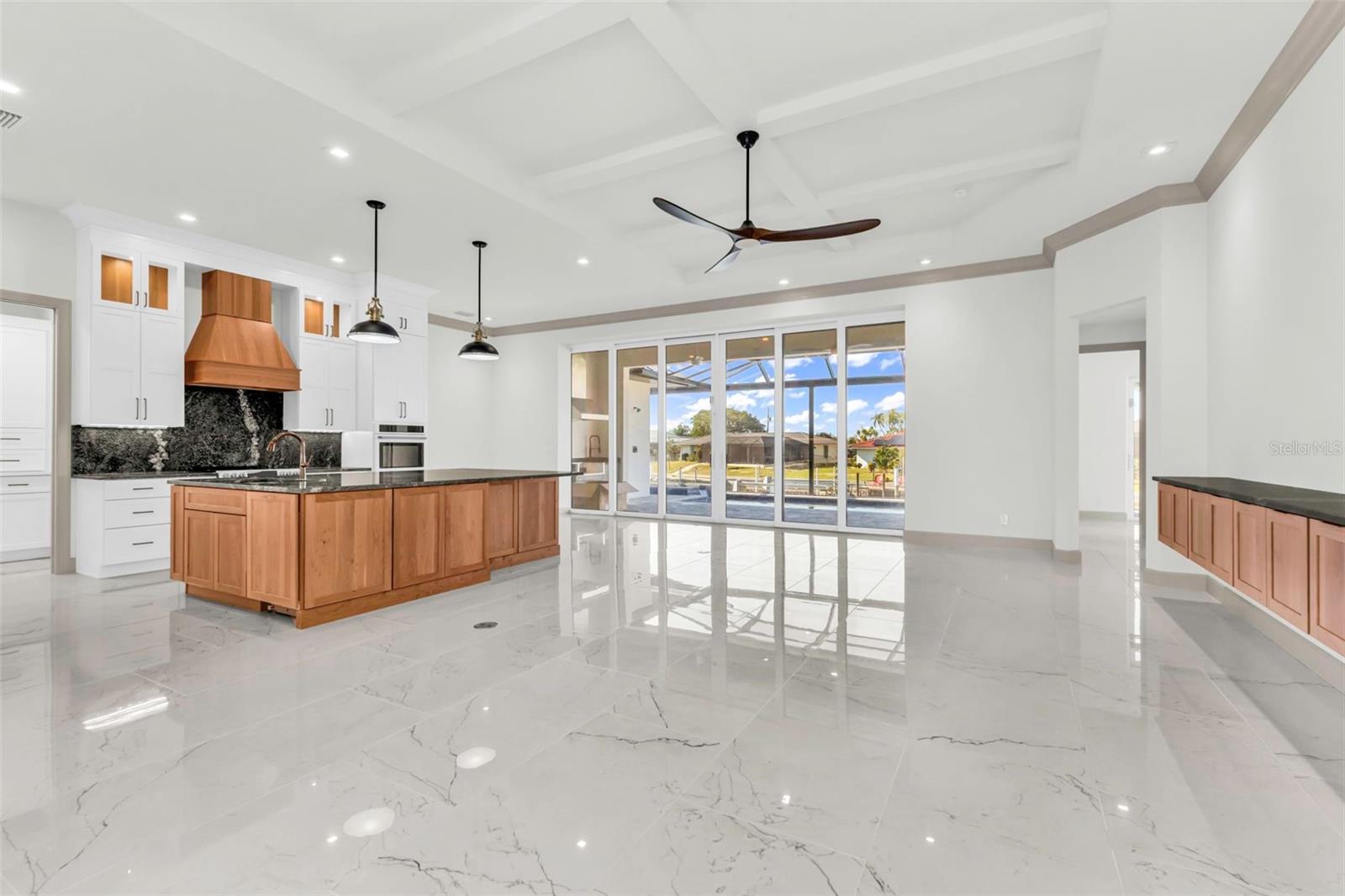 735 SANTA MARGERITA LANE