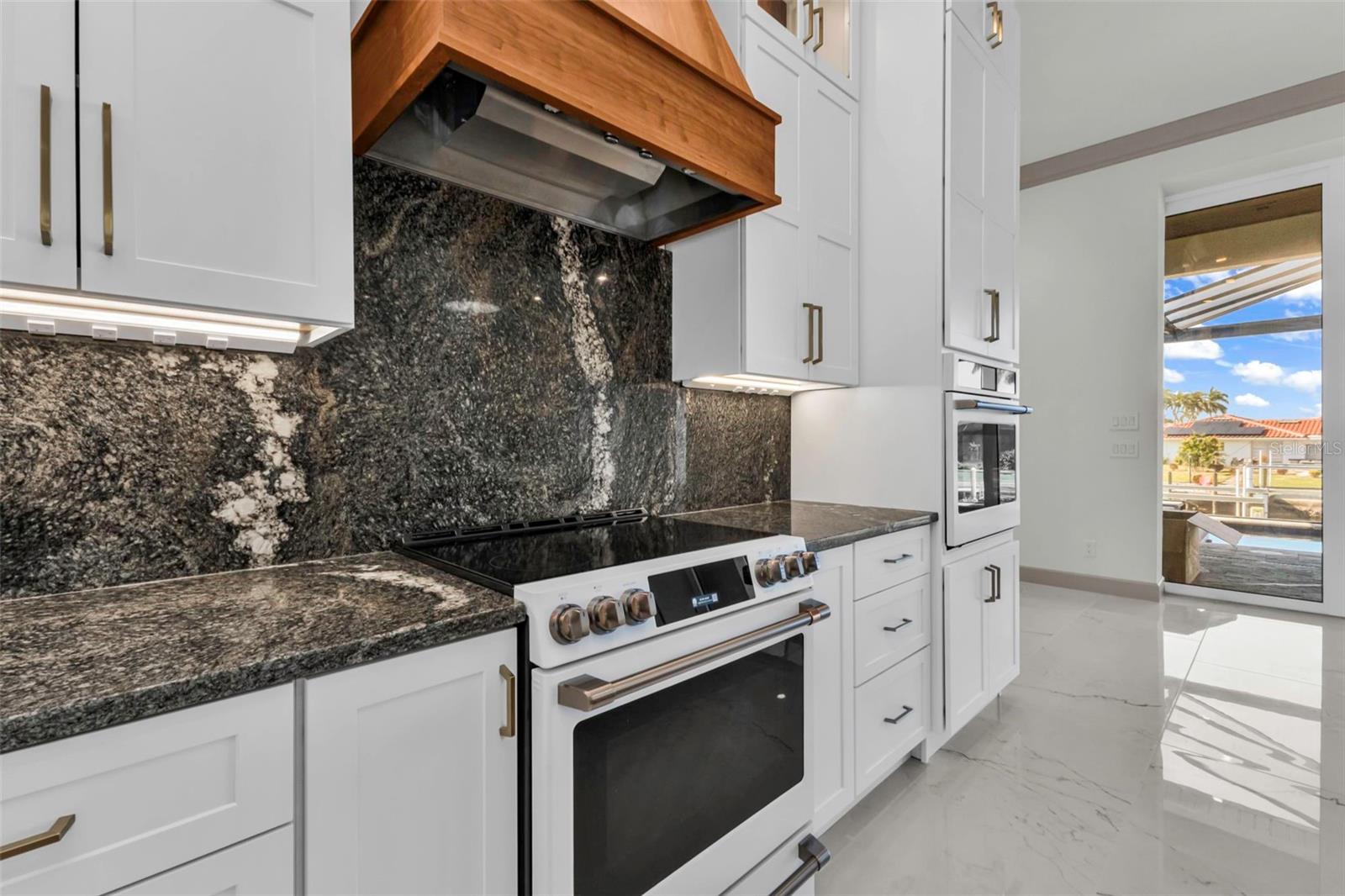 PUNTA GORDA ISLES SEC 07 - Residential