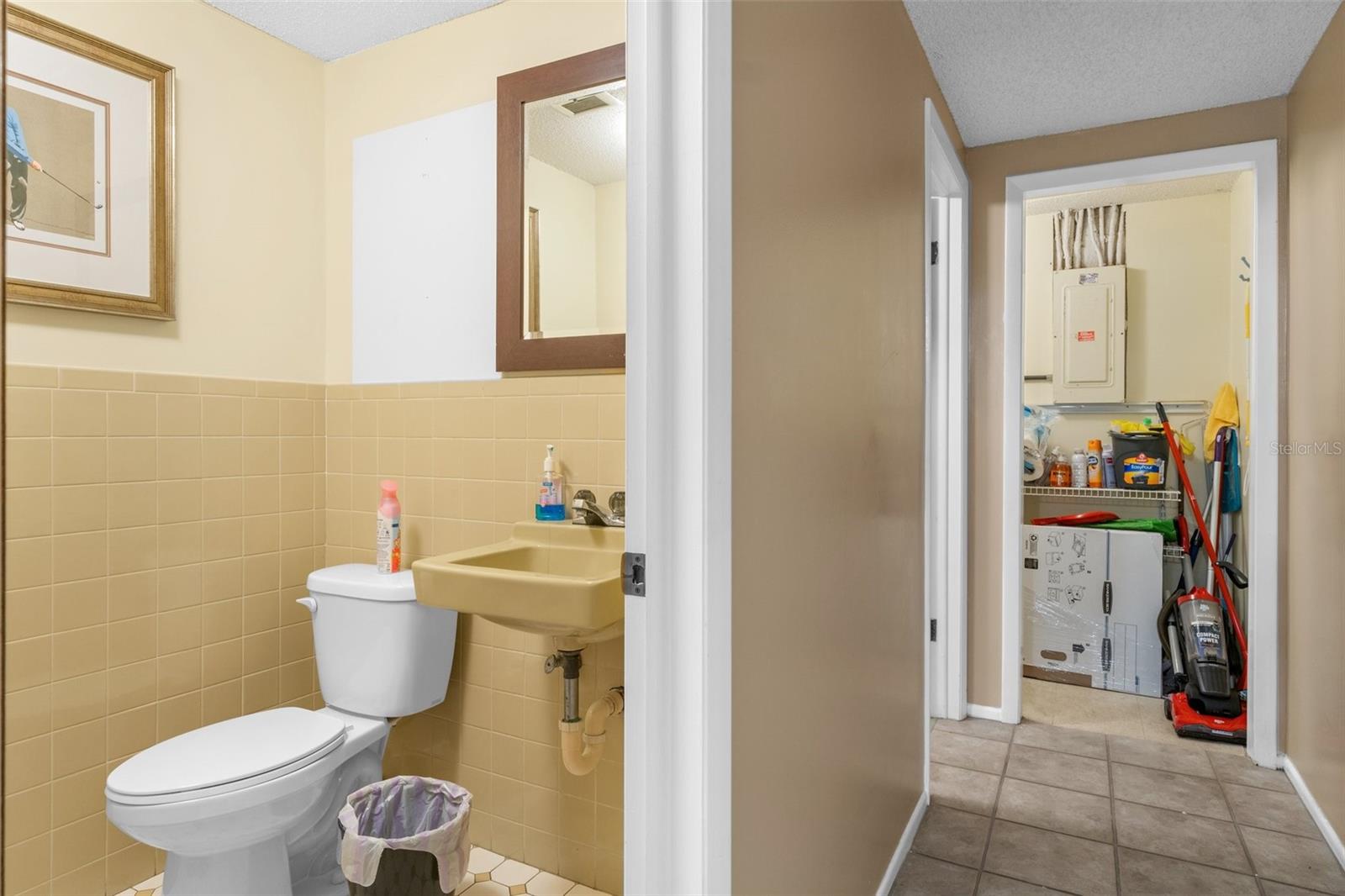 HUDSON - Commercial Sale