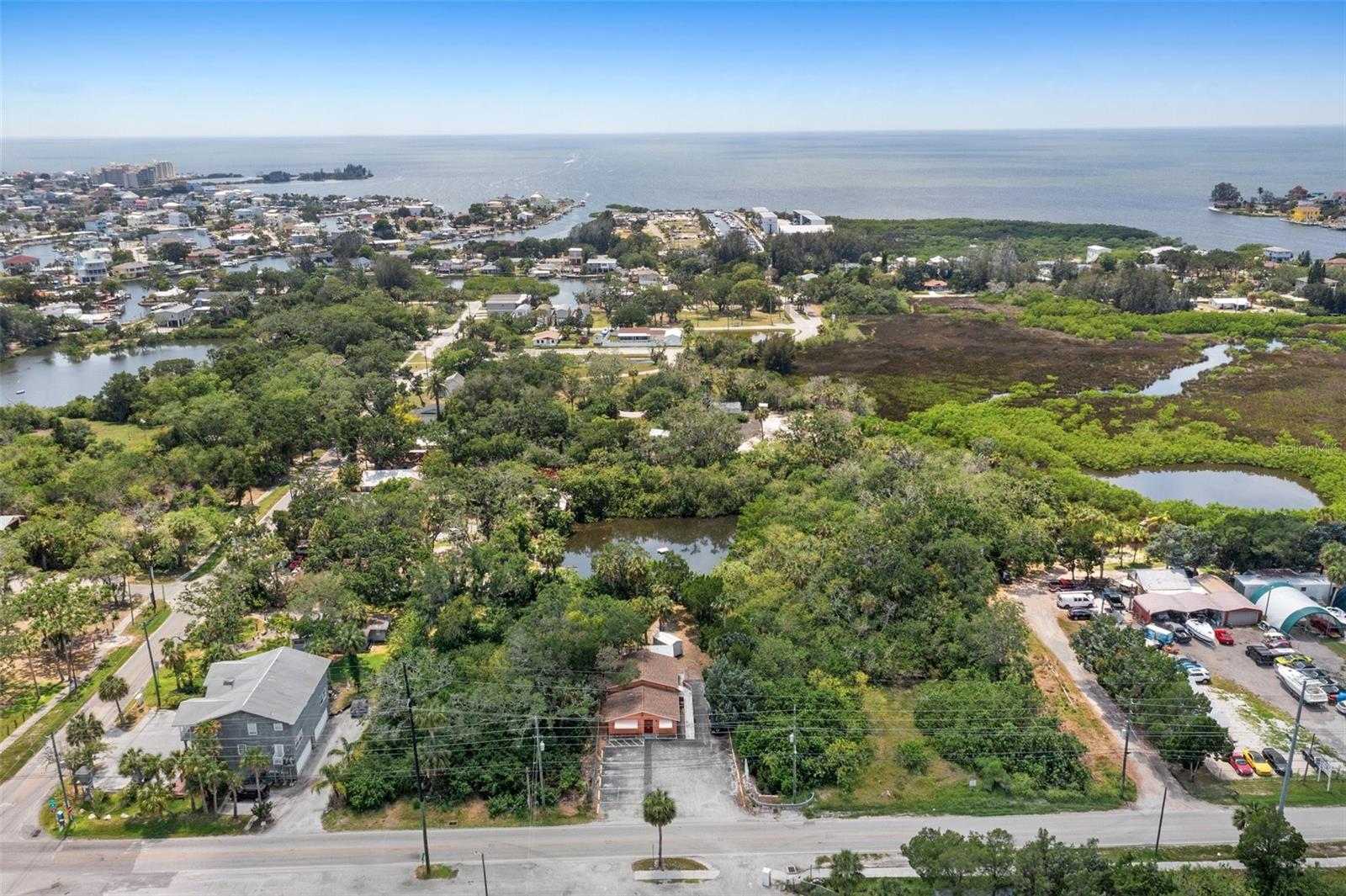 HUDSON - Commercial Sale