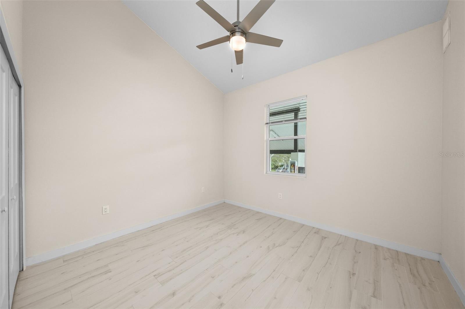 FLORINA ISLE CONDOMINIUM - Residential Lease