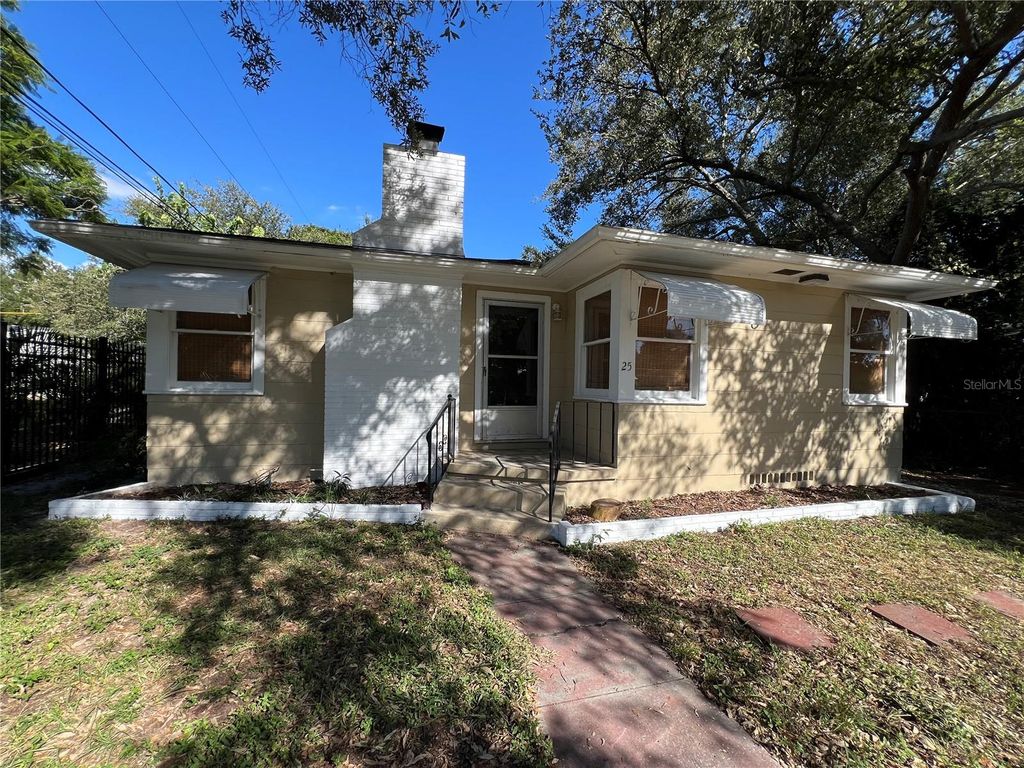 Photo of 25 Highland Avenue, Dunedin, FL 34698 (MLS # TB8432314)