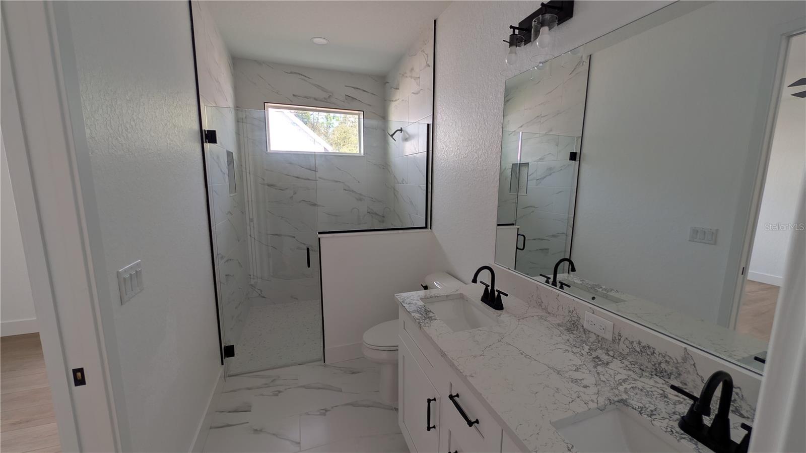 ROYAL HIGHLANDS - Residential