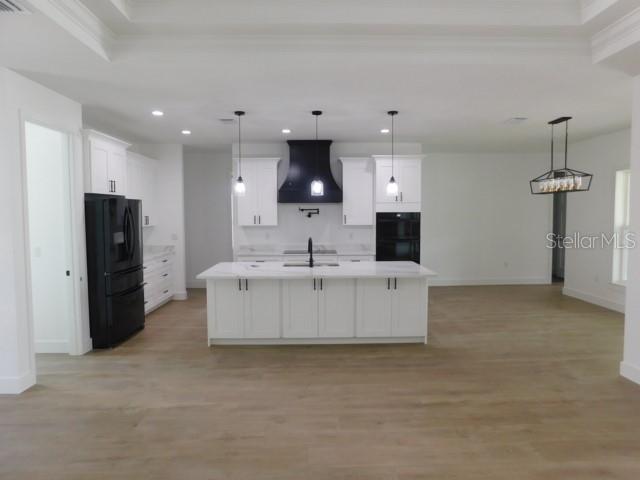 ROYAL HIGHLANDS - Residential