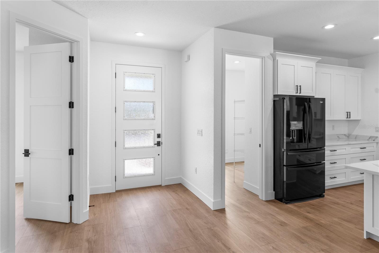 ROYAL HIGHLANDS - Residential