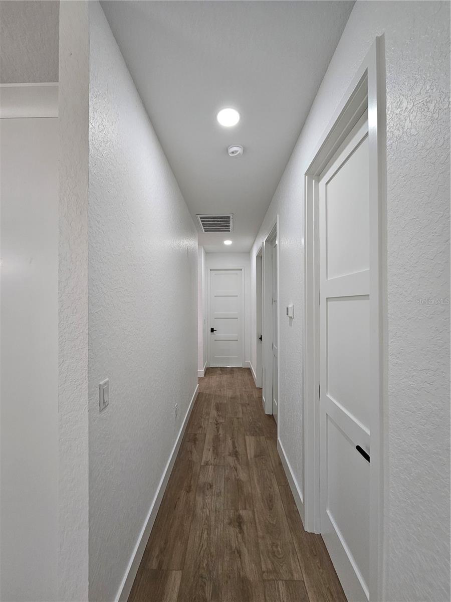 ROYAL HIGHLANDS - Residential