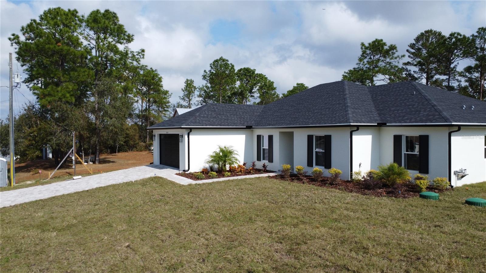 ROYAL HIGHLANDS - Residential