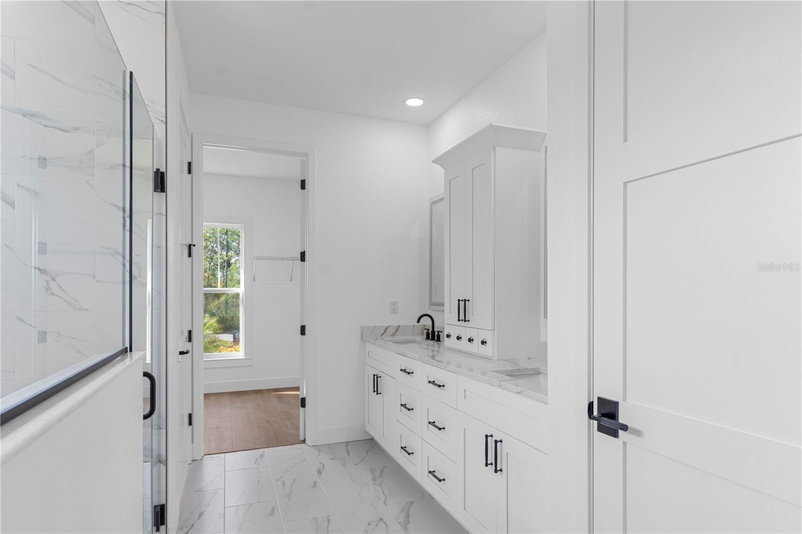 ROYAL HIGHLANDS - Residential