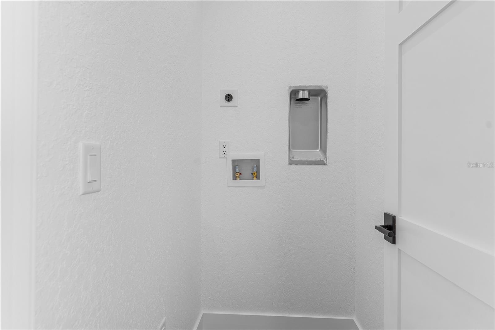 ROYAL HIGHLANDS - Residential