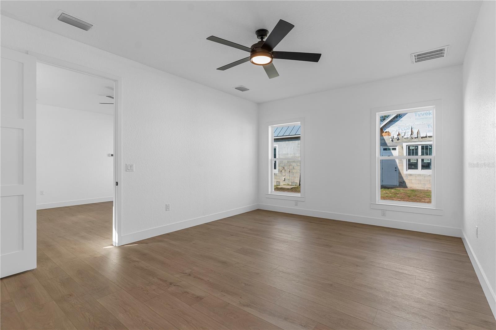 ROYAL HIGHLANDS - Residential