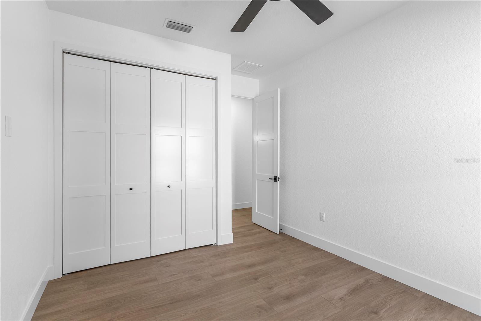 ROYAL HIGHLANDS - Residential