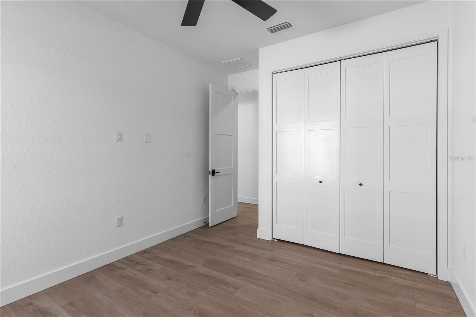 ROYAL HIGHLANDS - Residential