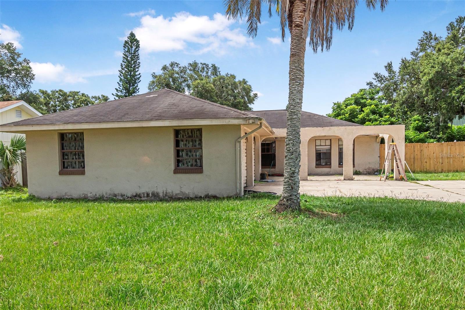 725 MERRIMAC DRIVE