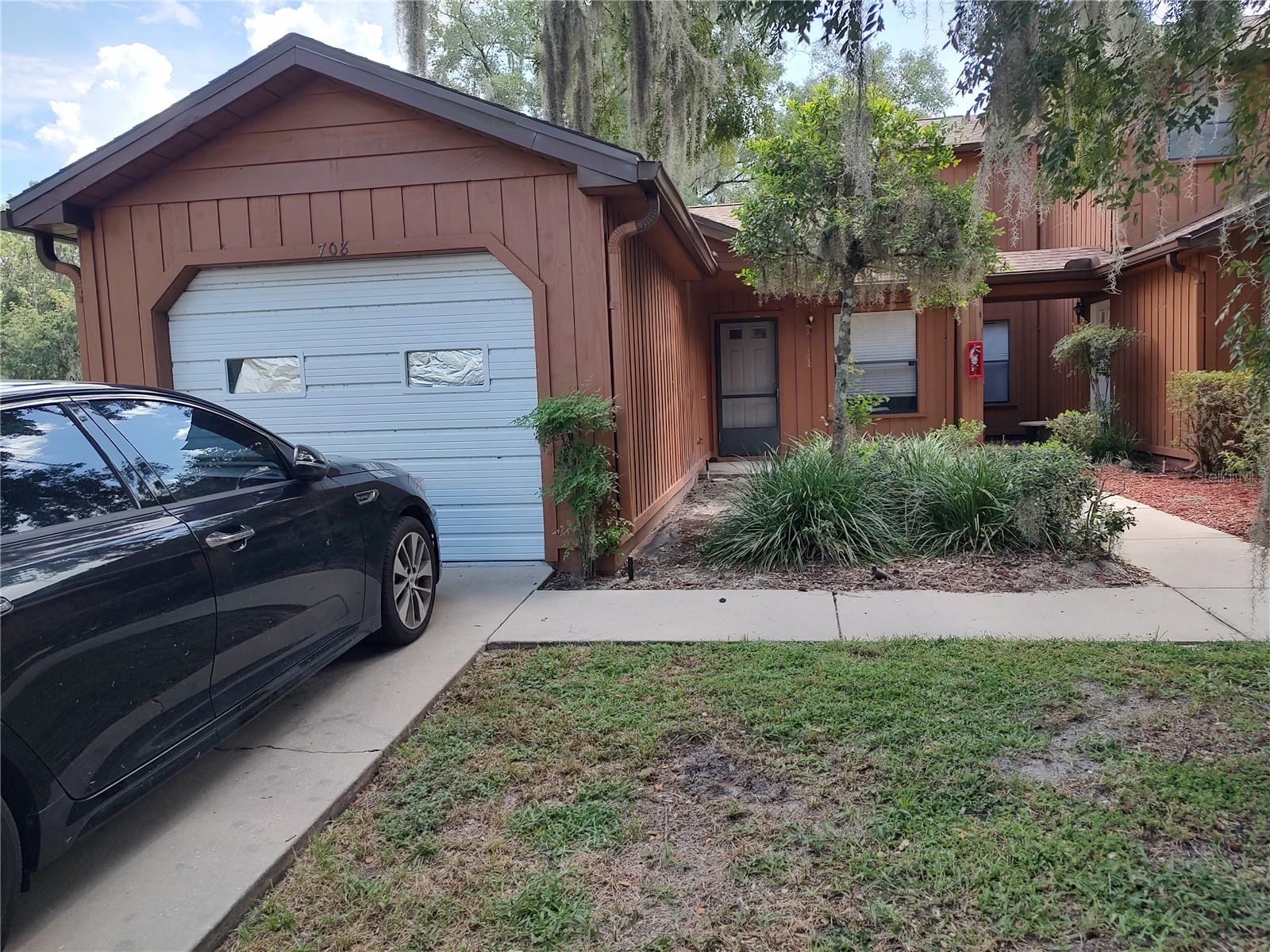 MINUTES TO DOWNTOWN IN A SET BACK AND PRIVATE LOCATION! ENJOY THIS ONE STORY UNIT IN COMMUNITY WITH POOL IDEAL FOR RETIREMENT OR YOUNG PROFESSIONALS. ONE STORY UNITS ARE VERY HARD TO COME BY AND THIS ONE BOASTS 2 BEDROOMS, 2 FULL BATHS AND AN ATTACHED GARAGE! PRIVATE PATIO AREA GREAT FOR GRILLING WITH FRIENDS. RIGHT NOW IT WILL MAKE MONEY FOR YOU WITH A TENANT IN PLACE AND PAYING $1100 PER MONTH. SUPER OPPORTUNITY FOR INCOME NOW AND PERSONAL RESIDENCE AT LEASES END…OR CONTINUE AS A RENTAL PROPERTY!