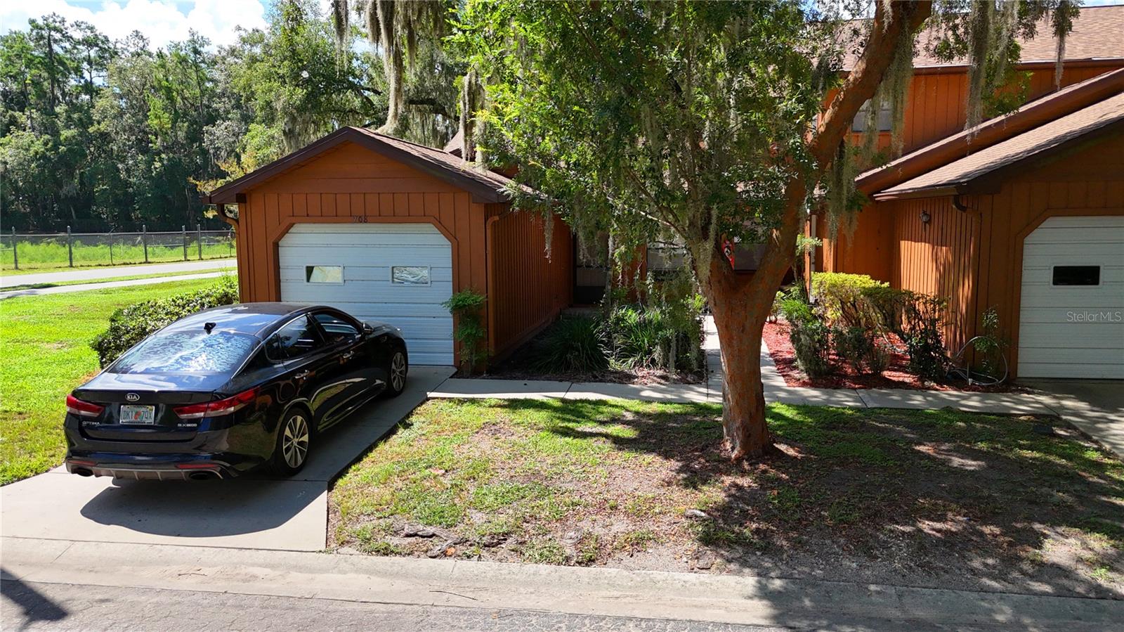 2701 NE 10TH STREET 708