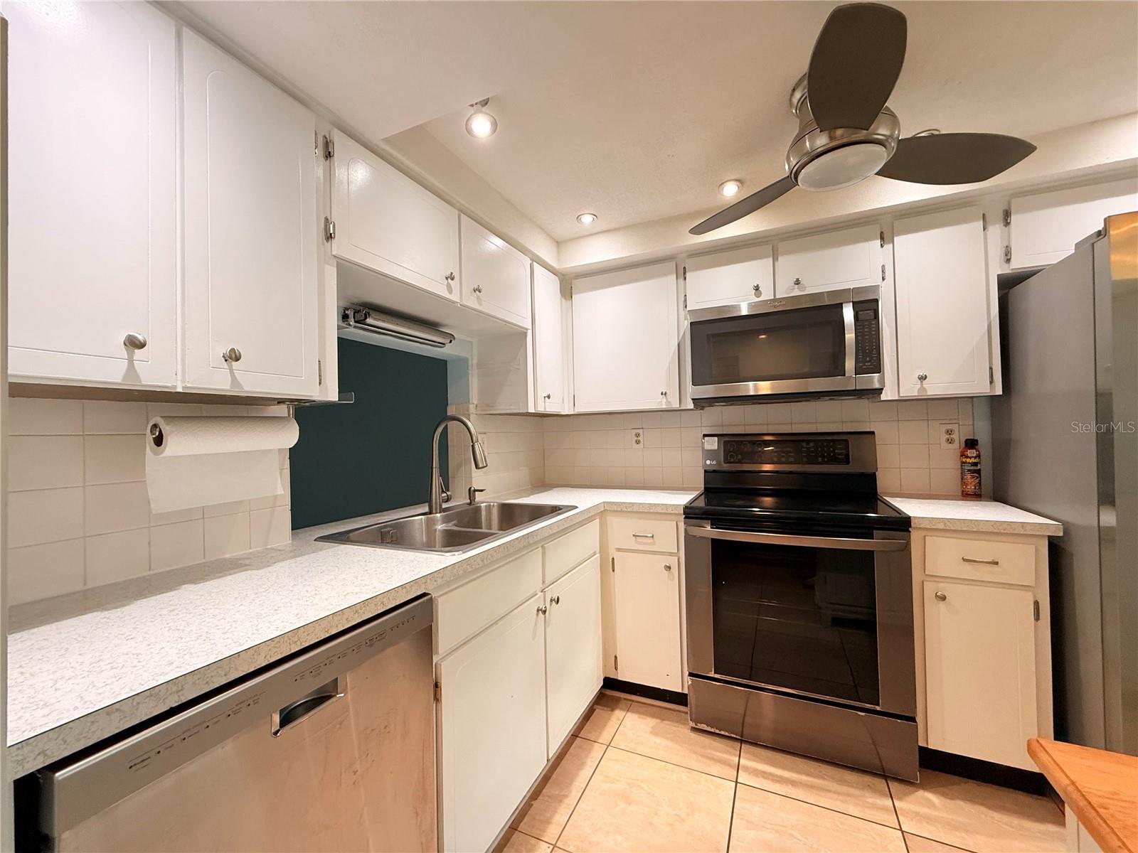 GARDENS BEACON SQUARE - Residential