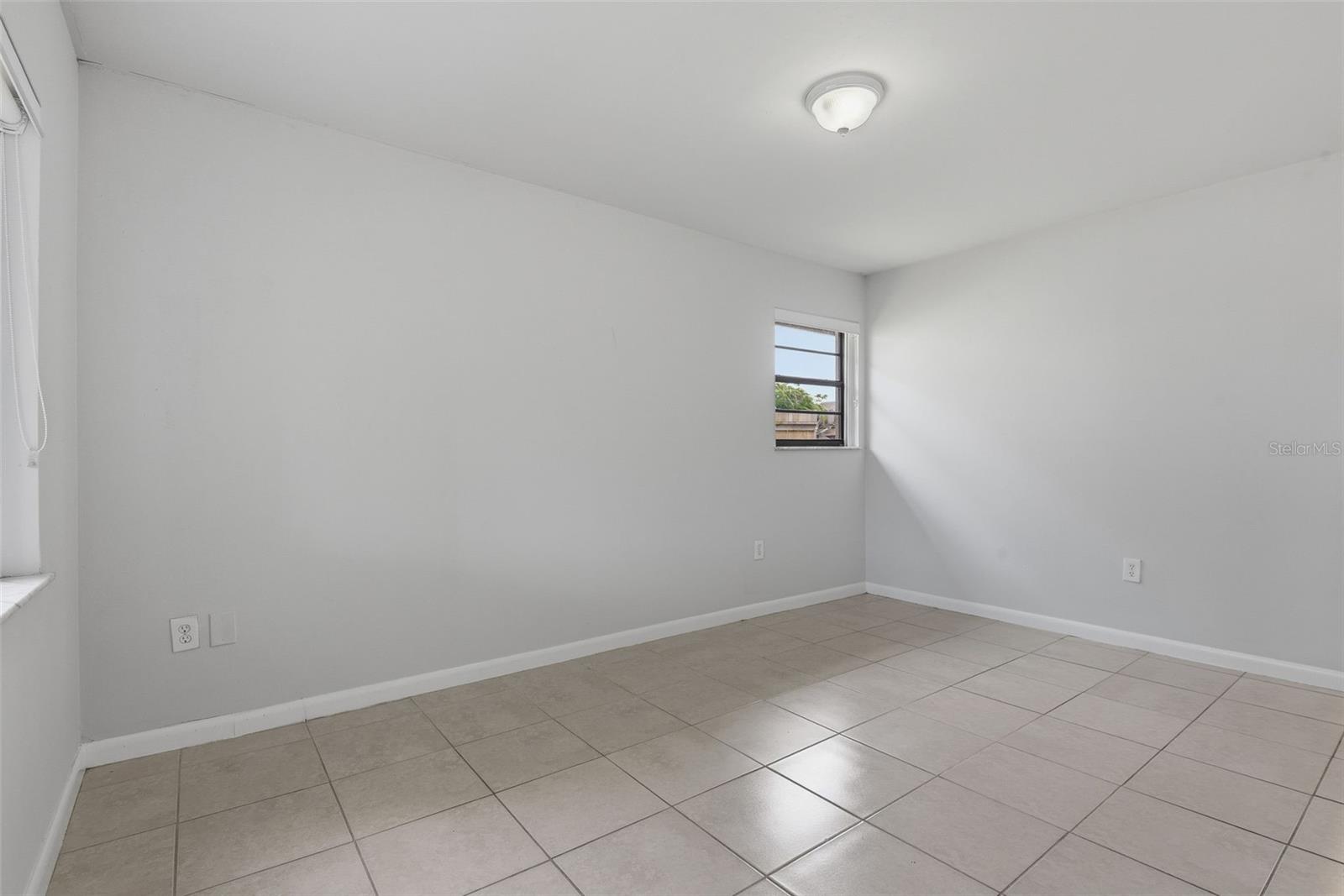 OAK PARK SEC 05 - Residential