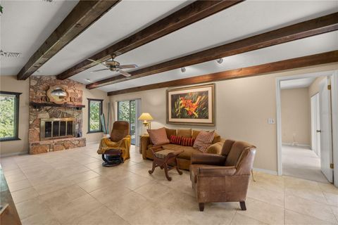 A home in DUNNELLON