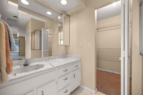 A home in DUNNELLON