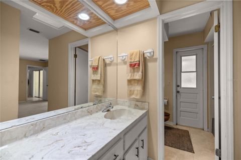 A home in DUNNELLON