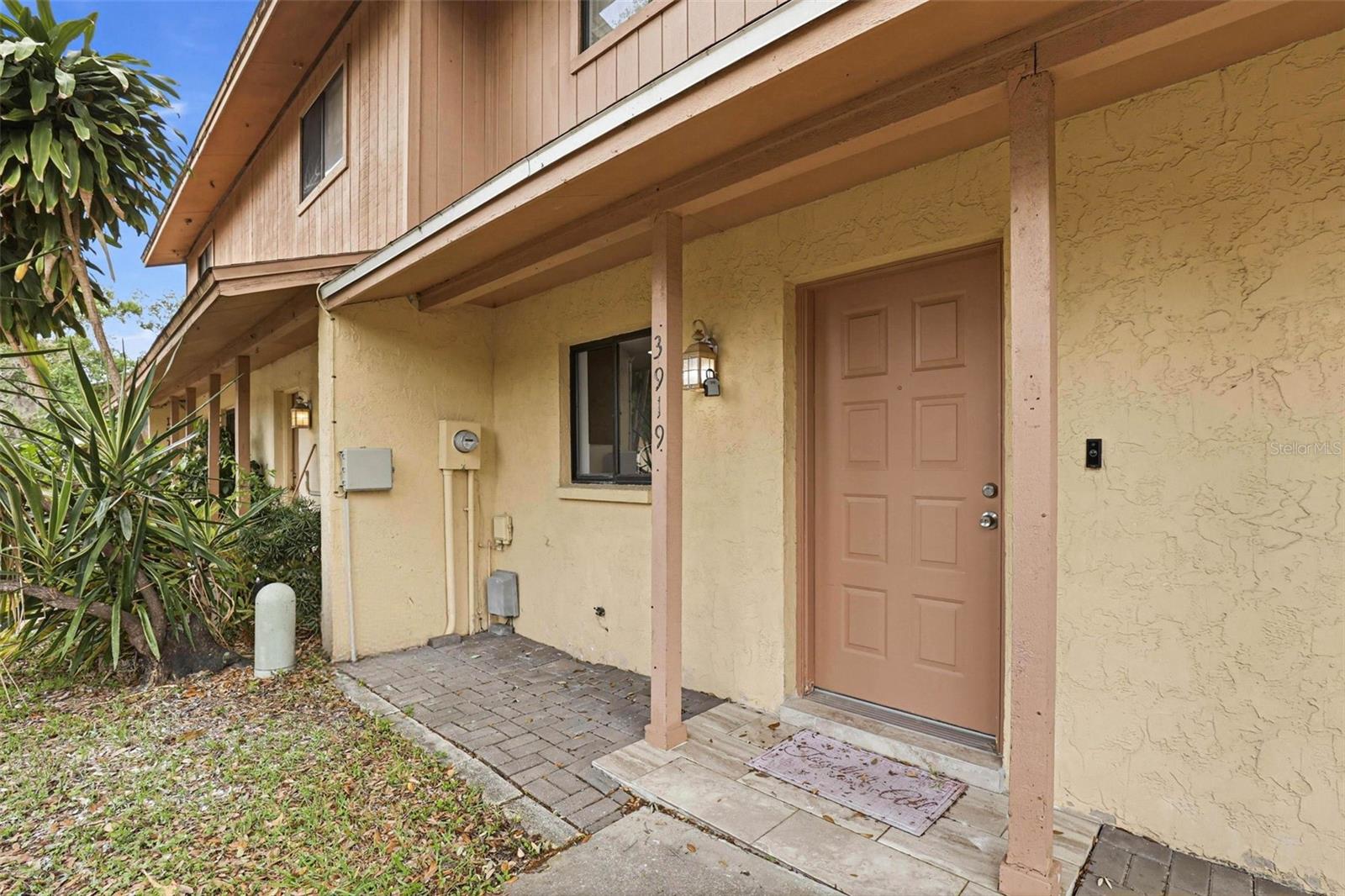 3919 PINE LIMB COURT