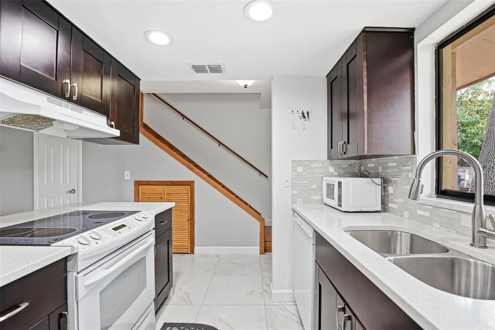 KIRBY CREEK - Residential