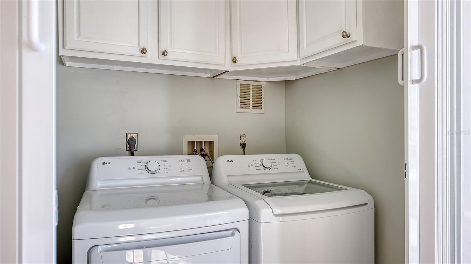 VISTA HERMOSA - Residential