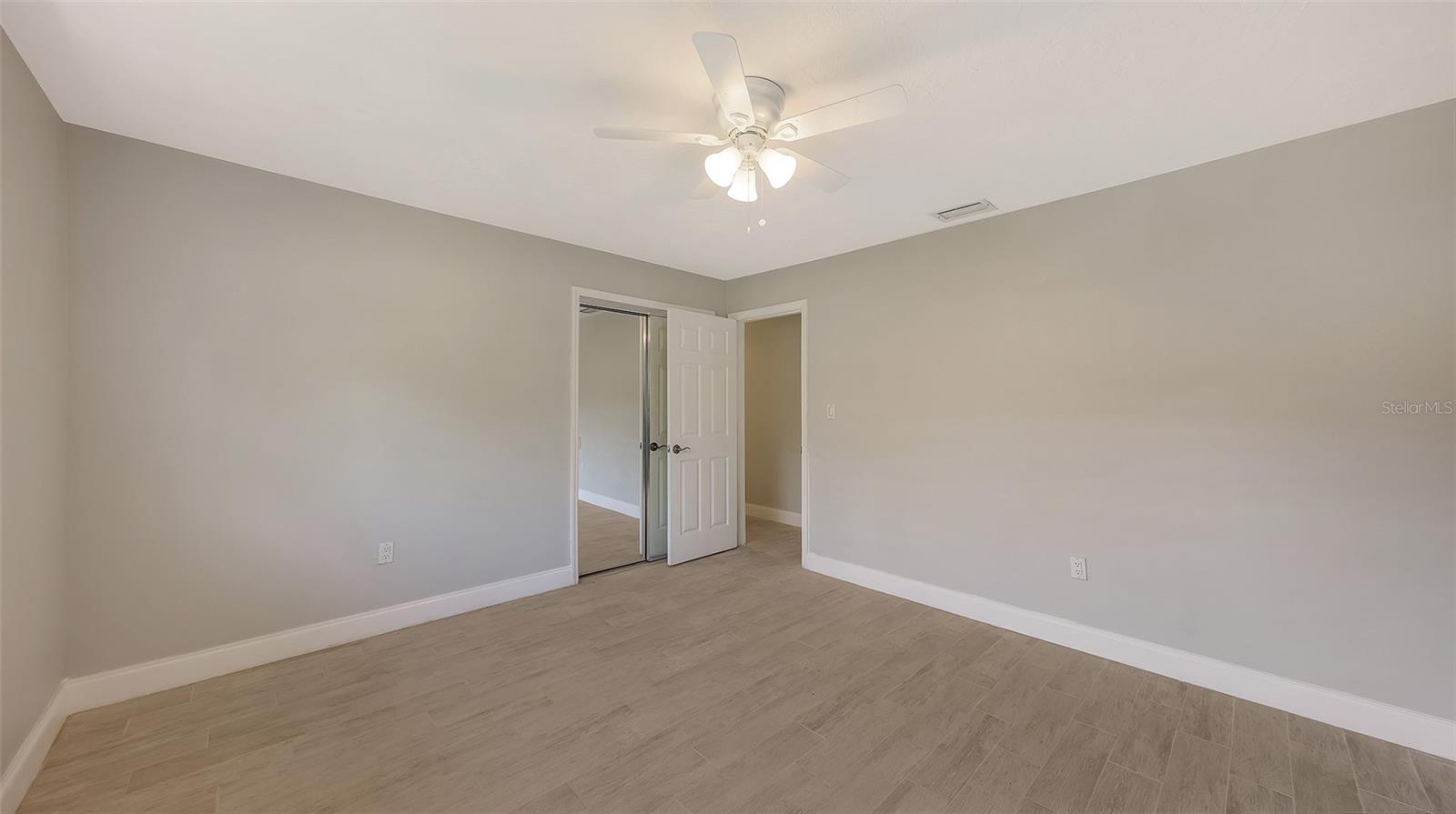 VISTA HERMOSA - Residential