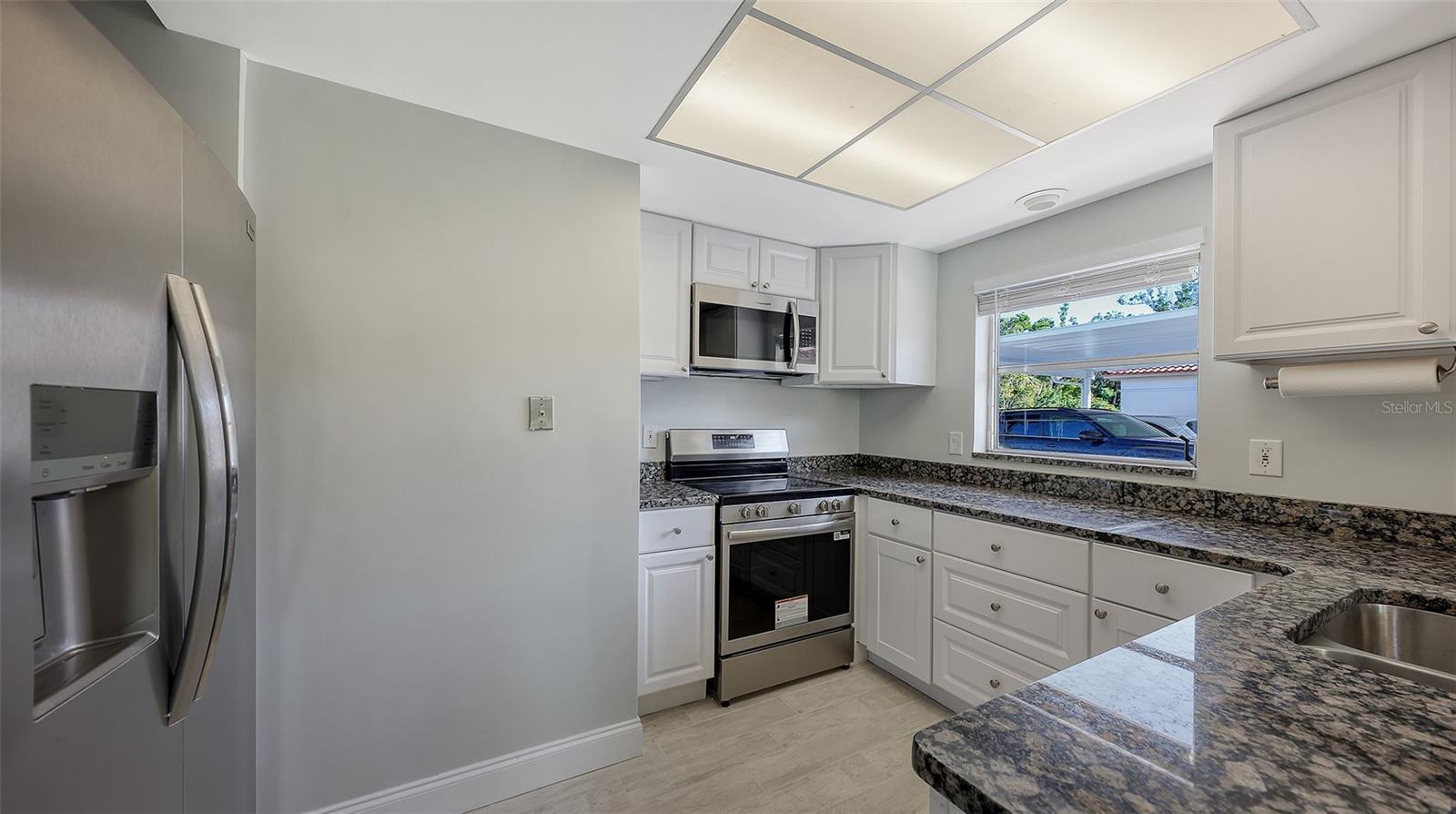 VISTA HERMOSA - Residential