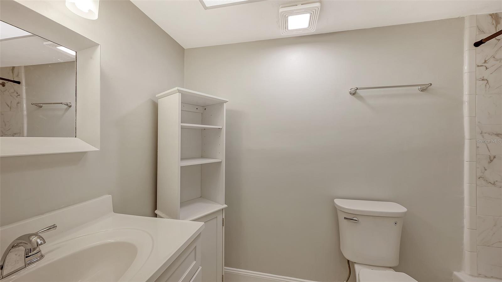 VISTA HERMOSA - Residential