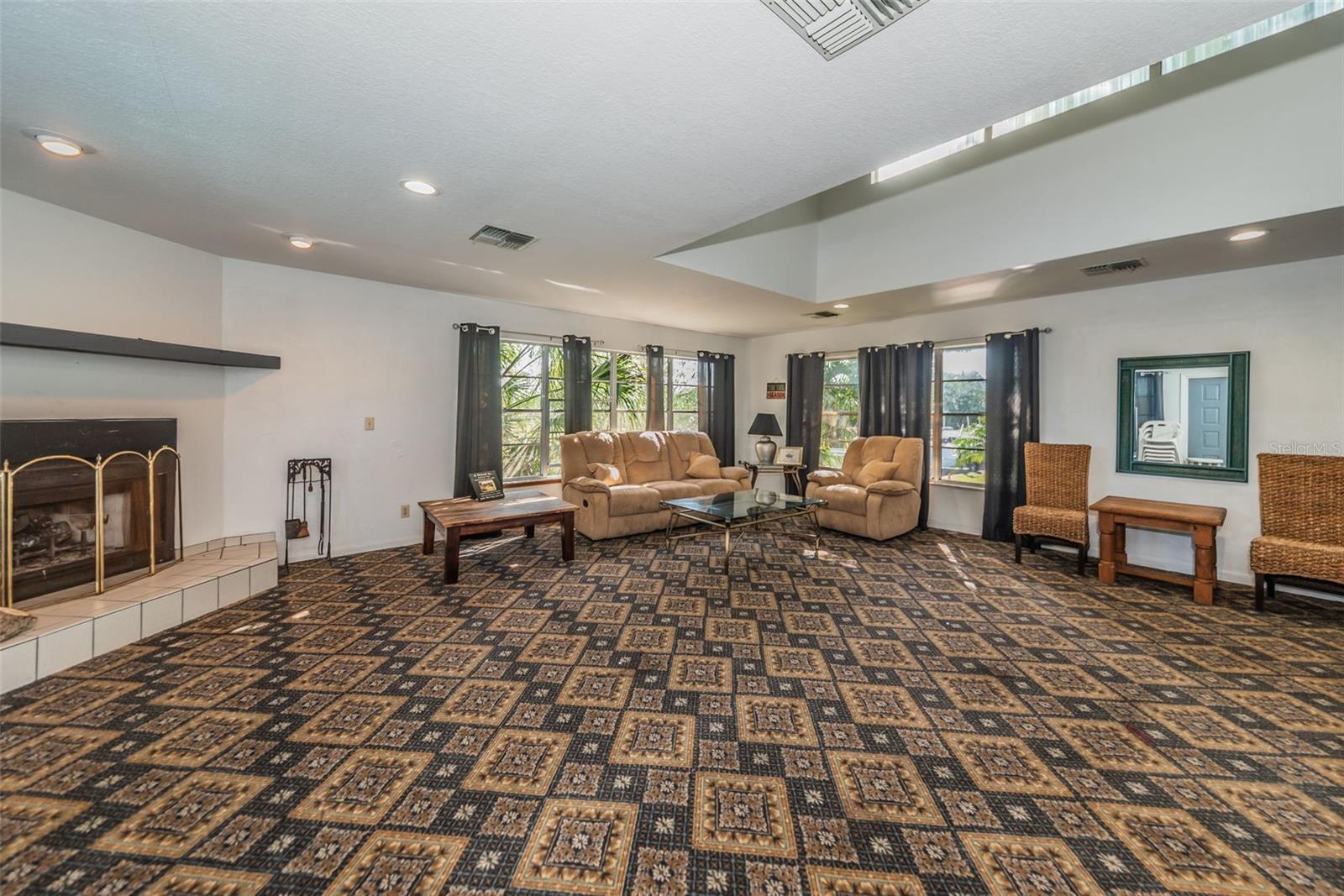 MARINA A CONDO THE - Residential