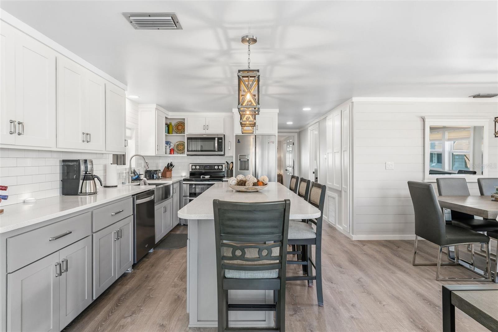 LAZY RIVER MHP - Residential