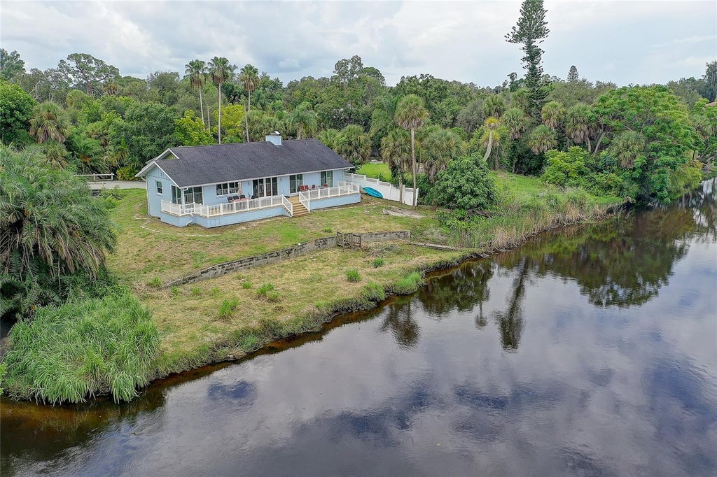 Photo of 3214 N Seclusion Drive, Sarasota, FL 34239 (MLS # A4702540)