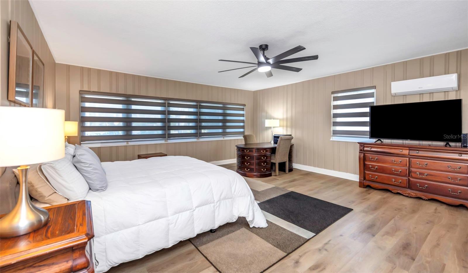 PASADENA GOLF CLUB ESTATES - Residential