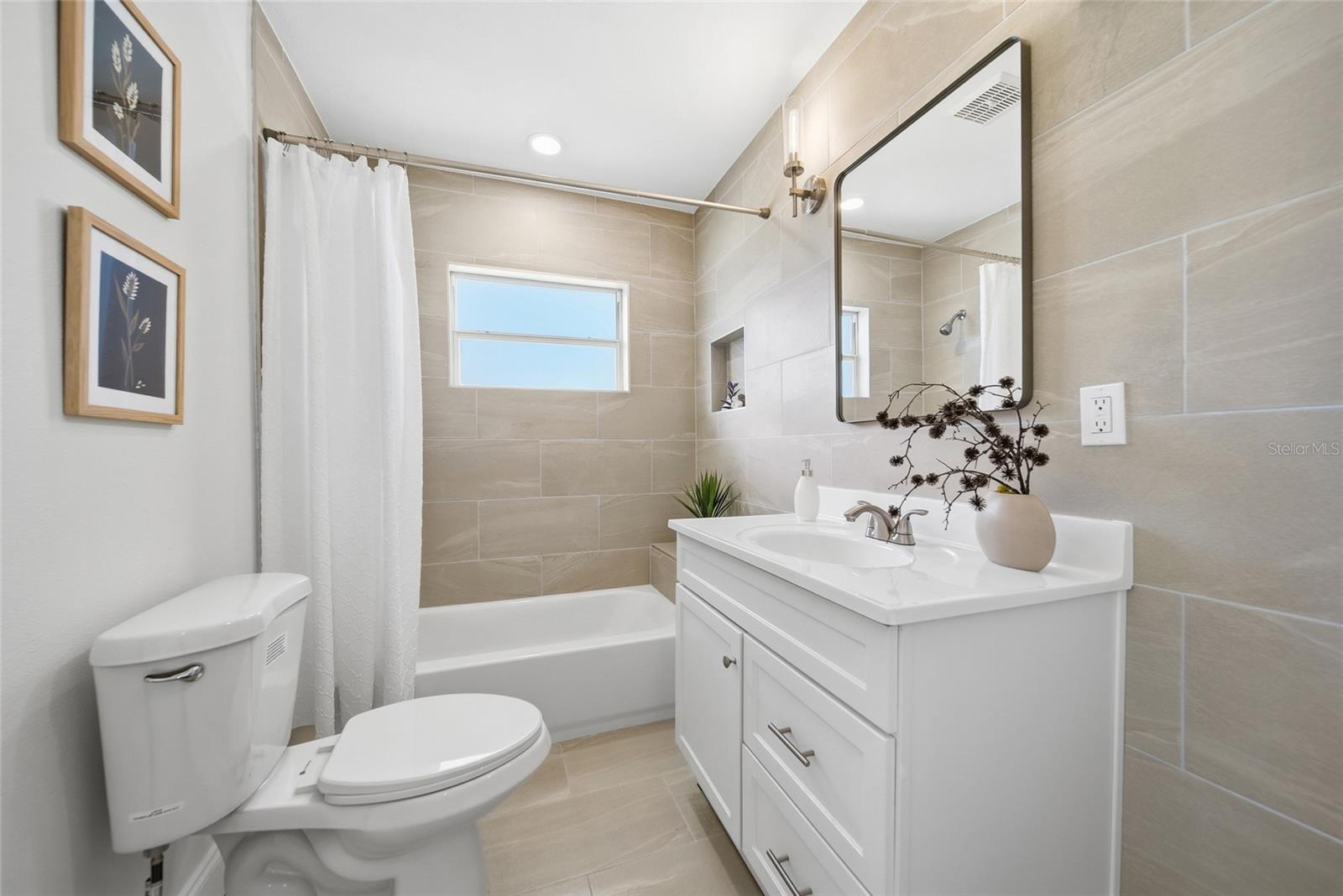 REDINGTON BEACH HOMES 6TH ADD - Residential