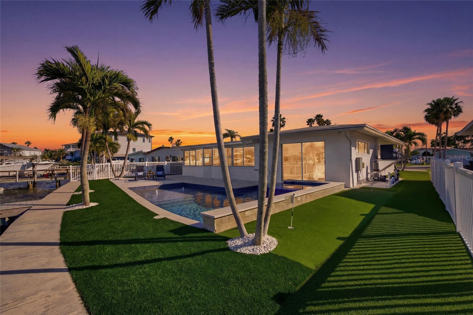 REDINGTON BEACH HOMES 6TH ADD - Residential